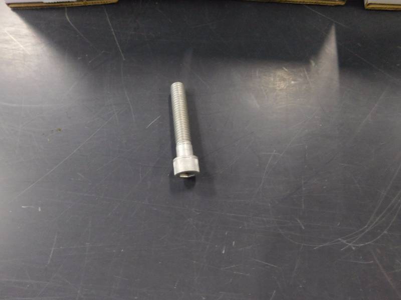 lot 79 image: 5 Boxes of Cap Screws - 38 x 2