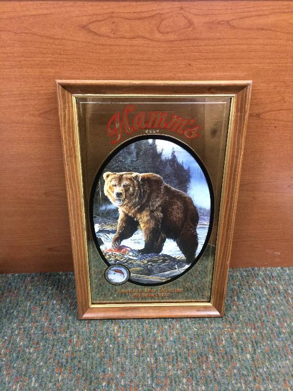 lot 12 image: Hamms Bar MirrorPrint