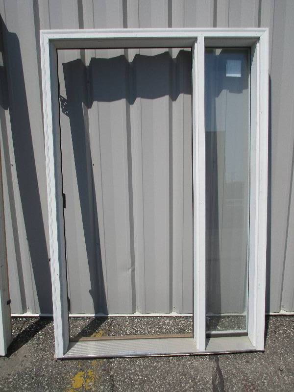 exterior door frame w window 53 x 82.5