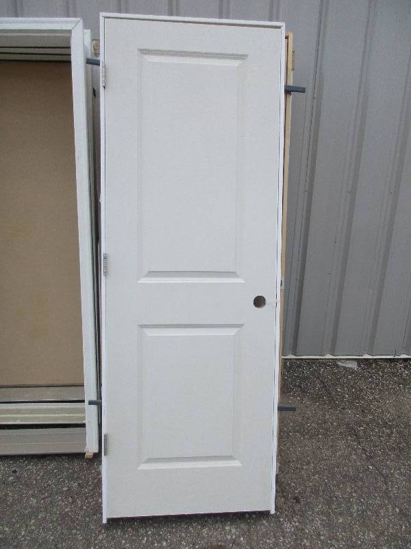 interior door and frame 29.5 x 82 right swing