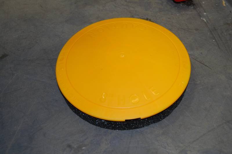 8 Plastic Hole Cap