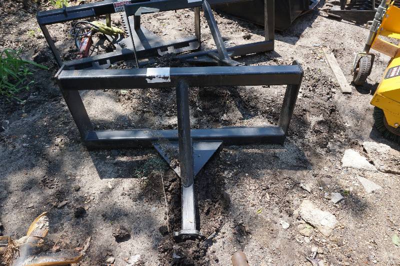 Universal Mount Bobcat Skid Loader Skid Steer Receiver/Trailer Hitch ...