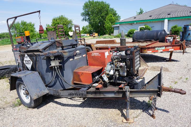 lot 12 image: 1997 Cimline Model 225DMA Portable Hot Kettle Seal Coat Machine