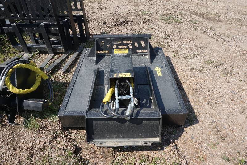 lot 32 image: Wild Kat Brush Cutter Brand Mini Toro Dingo Boxer 48 Hydraulic Brush CutterBrush Hog