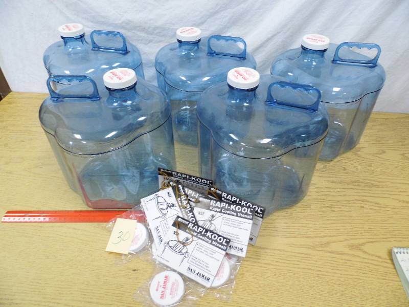 5 San Jamin Rapid Cool Jugs