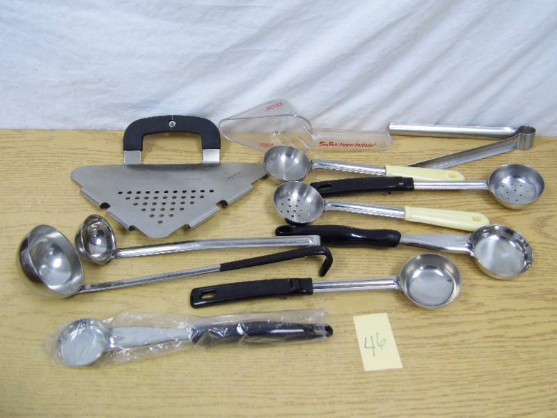 Assorted Kitchen Utensils