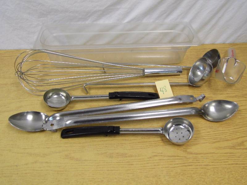 Assorted Kitchen Utensils
