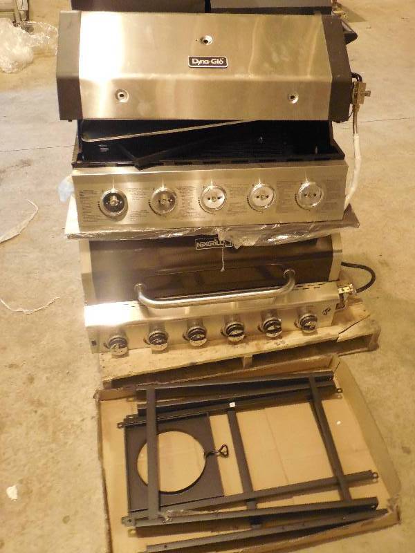 lot 6 image: (2) GAS GRILLS