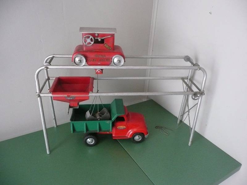 Tonka Toys Ford Cab Dump Truck Aerial Sand Loader Set 50s