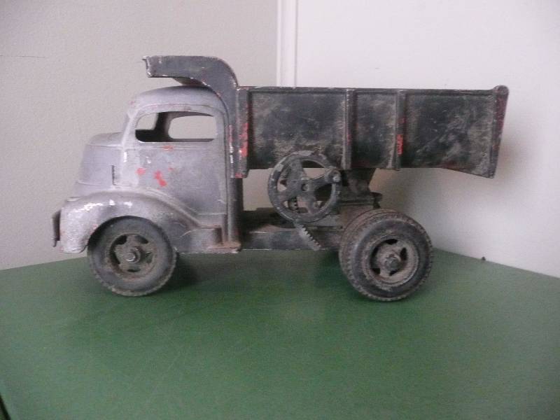 lot 8 image: Antique K Model International Dump Truck - Hand Made - Rare Piece - See Pictures