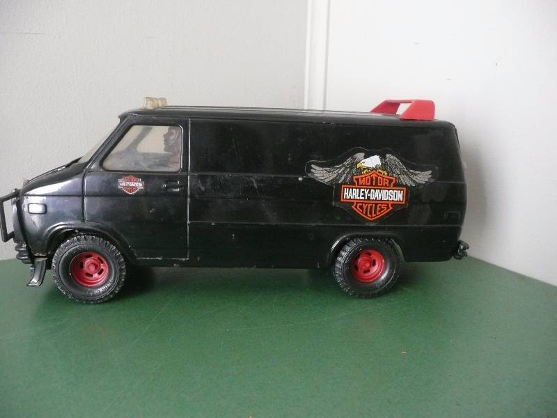 lot 55 image: Vintage Ertyl Harley DavidsonA-Team Van - See Pictures