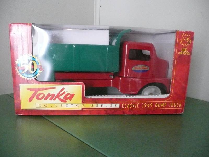 lot 61 image: Vintage 50th Anniversary 1949 Tonka Dump Truck Pressed Steel  - USA - NOS - Still In Box - See Pictures