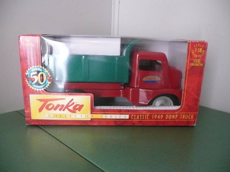 lot 62 image: Vintage 50th Anniversary 1949 Tonka Dump Truck Pressed Steel  - USA - NOS - Still In Box - See Pictures