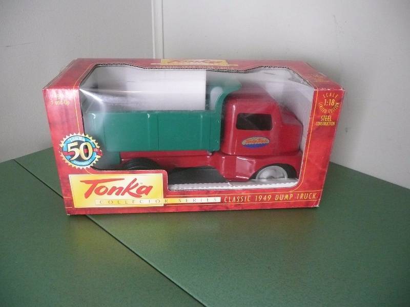 lot 63 image: Vintage 50th Anniversary 1949 Tonka Dump Truck Pressed Steel  - USA - NOS - Still In Box - See Pictures