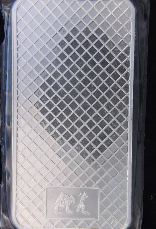 10 TROY OZ. .999 FINE SILVER BAR EAGLE DESIGN SEALED