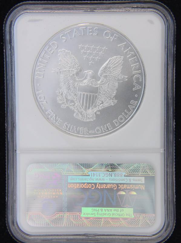 2011 AMERICAN SILVER EAGLE 1 TROY OZ. .999 FINE SILVER DOLLAR MS69 NGC EARLY RELEASES