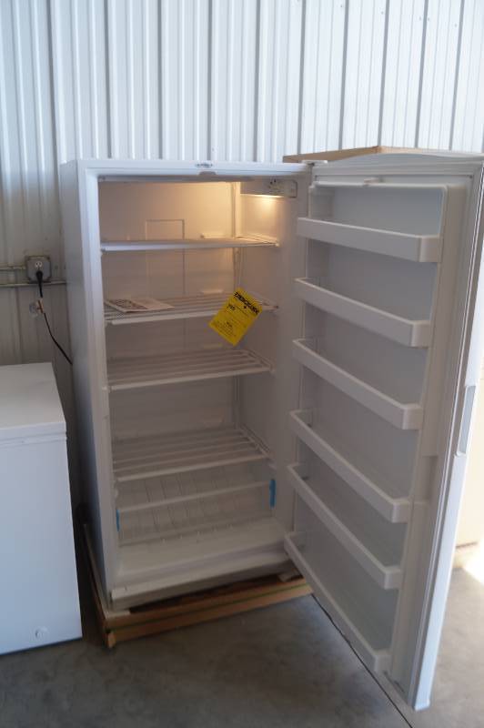 NEW Upright 20 cu ft Freezer