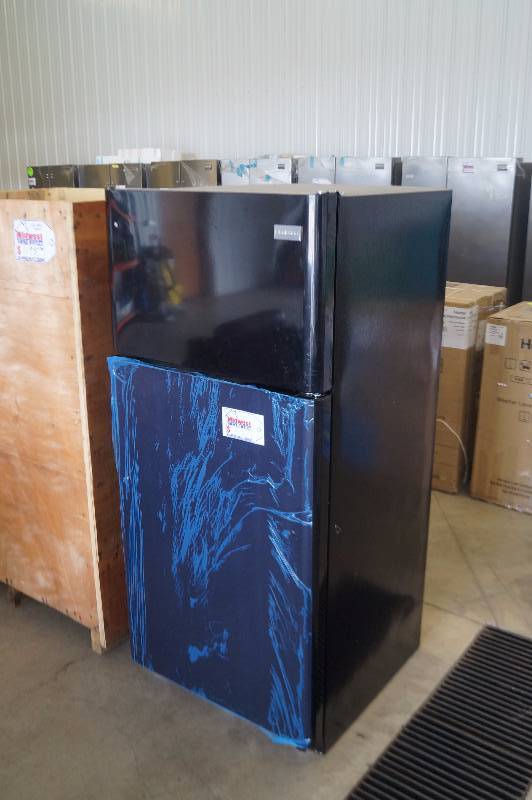NEW Frigidaire Top FreezerFridge