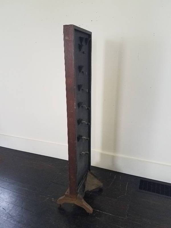 lot 18 image: Antique Bar Pin Ball Game...