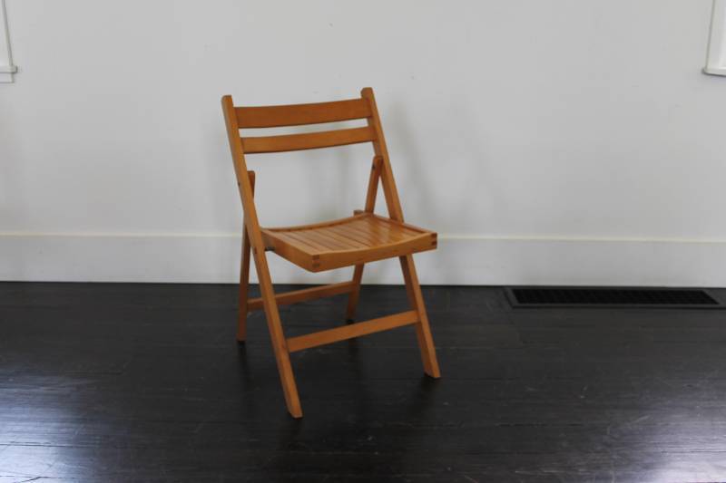 lot 26 image: Wood Folding Chair w Slats...