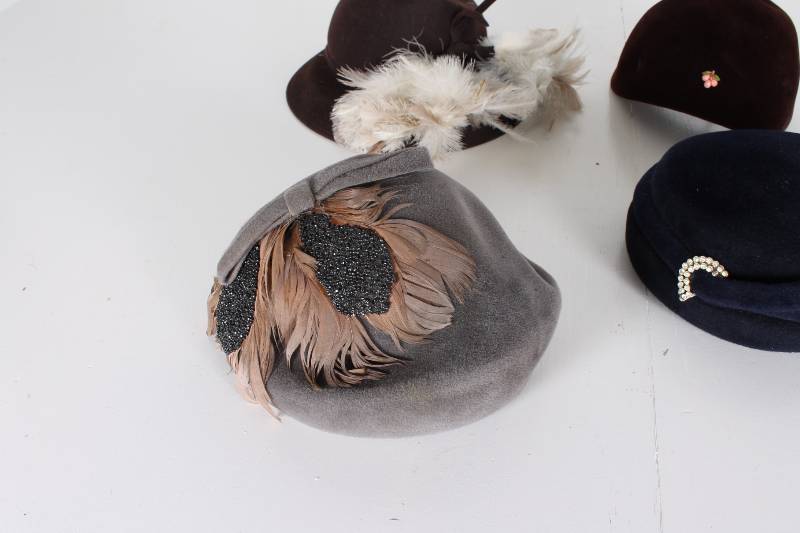 lot 36 image: Set of (4) Vintage Hats...