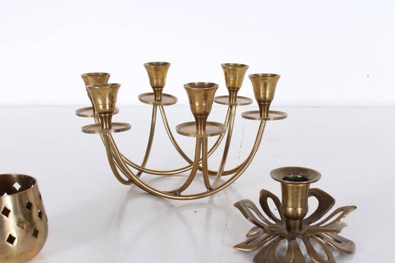 lot 50 image: Vintage Brass Candlesticks- Star, V...