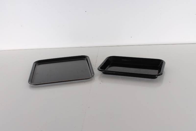 lot 67 image: Set of Black Trays. Melamine 13 x ...