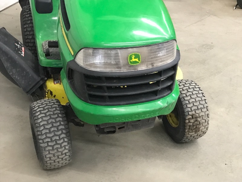 John Deere 115 Automatic Lawn Tractor Le May Lawn Tractors K Bid 3982