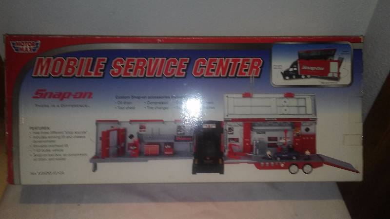 lot 43 image: MotorMax Snap-On Mobile Service Center new in box 143 scale