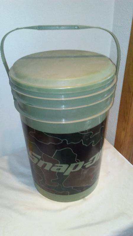 lot 84 image: Snap-on Heavy Duty Insulated Cooler