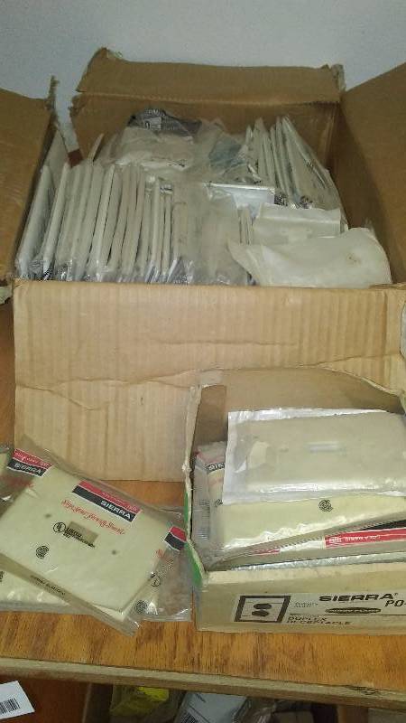 lot 74 image: Large Lot Outlet Switch Face Plates, White  Ivory