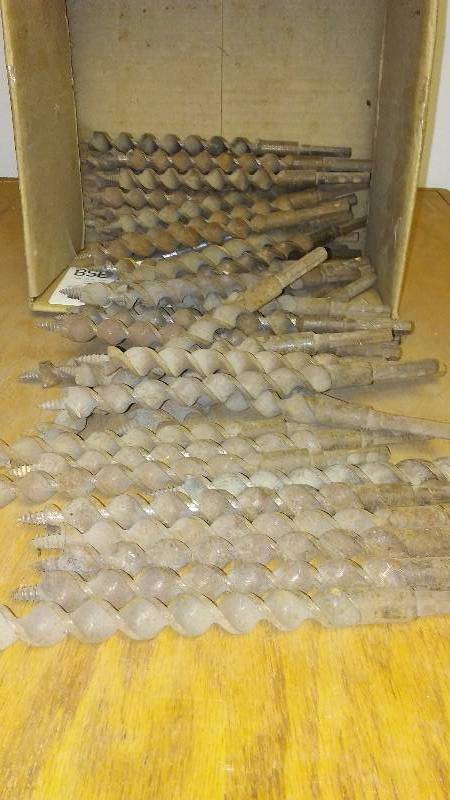 lot 85 image: Drill Bits (40)  in.