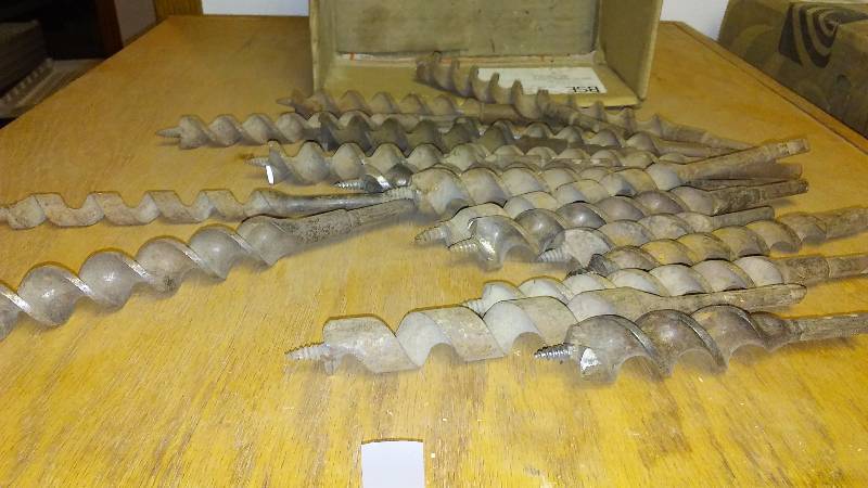 lot 90 image: Drill Bits (19)  in. to 1 in.