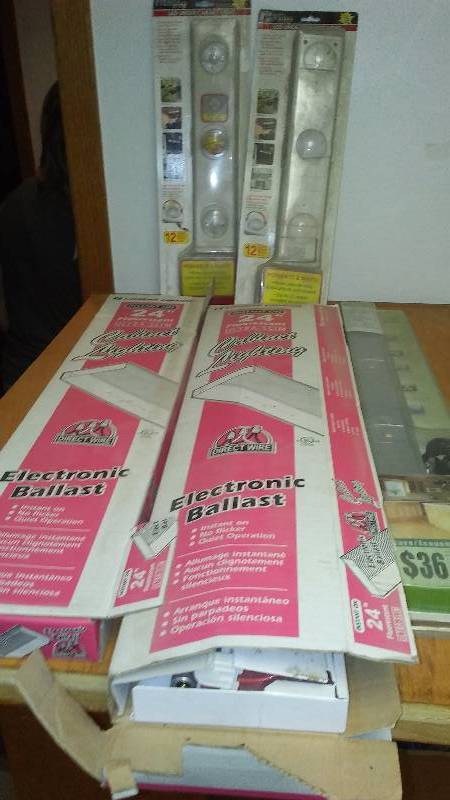 lot 92 image: LED Under Cabinet lights (2) and more