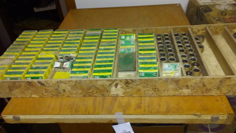 lot 131 image: Fuses-variety