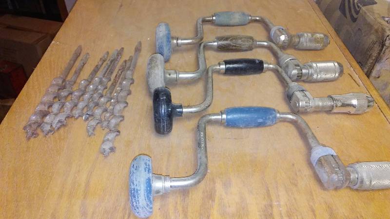 lot 138 image: Hand Drills (4) and assorted bits
