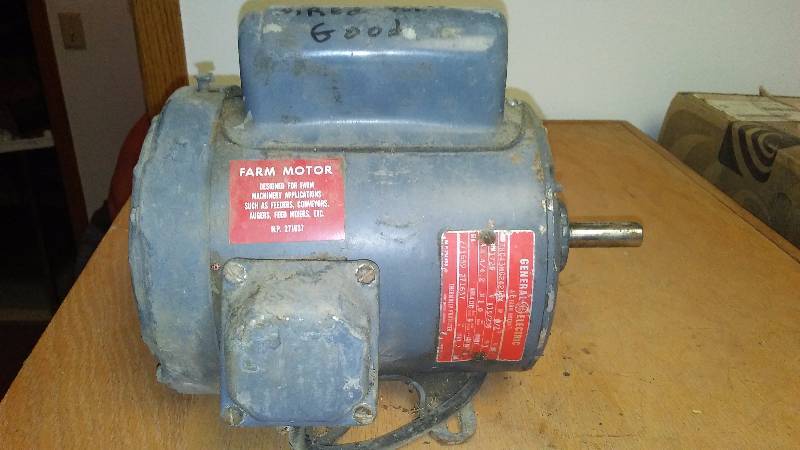 lot 155 image: Motor, GE Farm motor,  HP, 230V works good