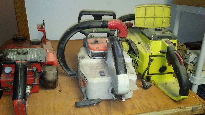 lot 156 image: Chainsaws (3)