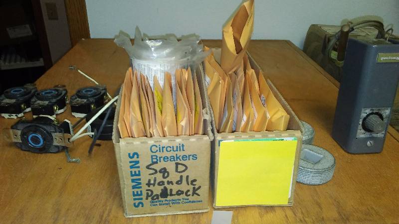 lot 161 image: Assorted lot of Honeywell, Square D, Leviton