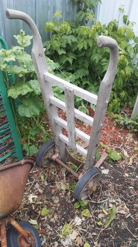 lot 182 image: Antique Vintage Hand Truck Steel Cart Transport Dolly