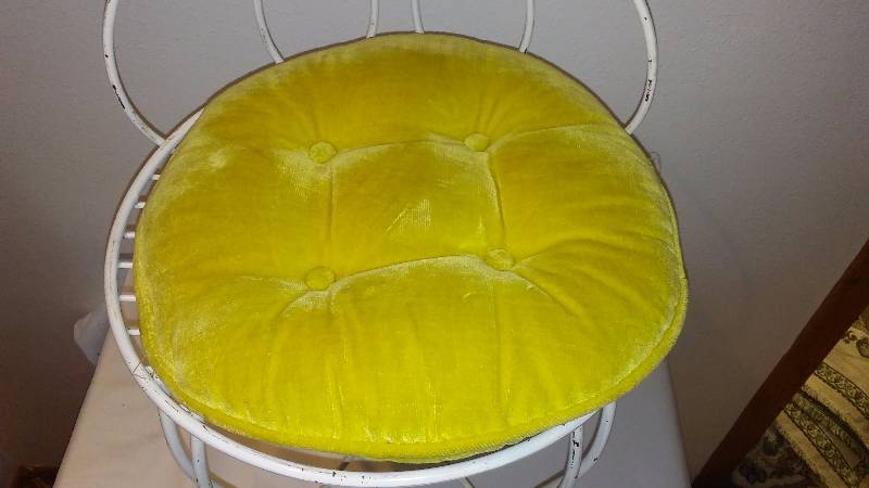 lot 39 image: Vintage Dressing Stool, Adorable to MANY uses Seat measures 14 in., 22 in. High