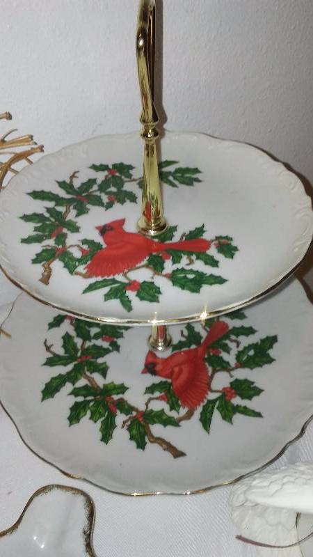 lot 45 image: Vintage Christmas Collection