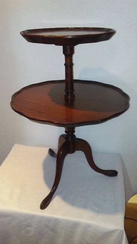 lot 53 image: 2 Tier Side Accent Table, Circa 1930- 1940