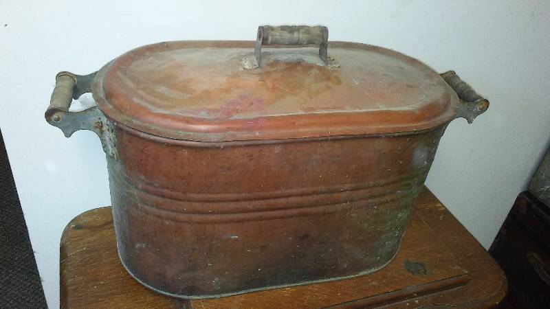 lot 137 image: Copper Boiler  Wash Tub with lid