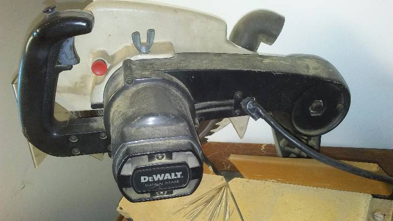 DeWalt Compound Miter Saw Cat No. 7716 Antiques Vintage