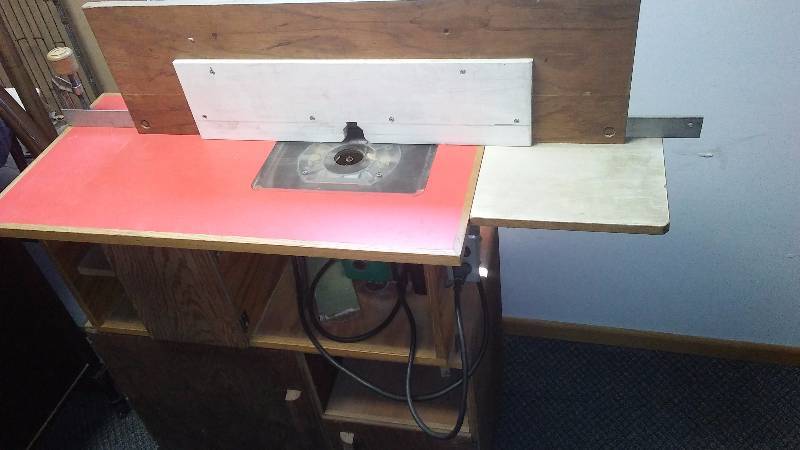 lot 156 image: Hitachi Router and TableCabinet