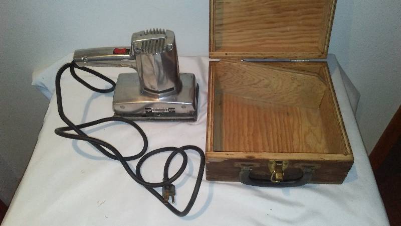 lot 107 image: Dual Motion Sander, Napa Torque Mate by Napa