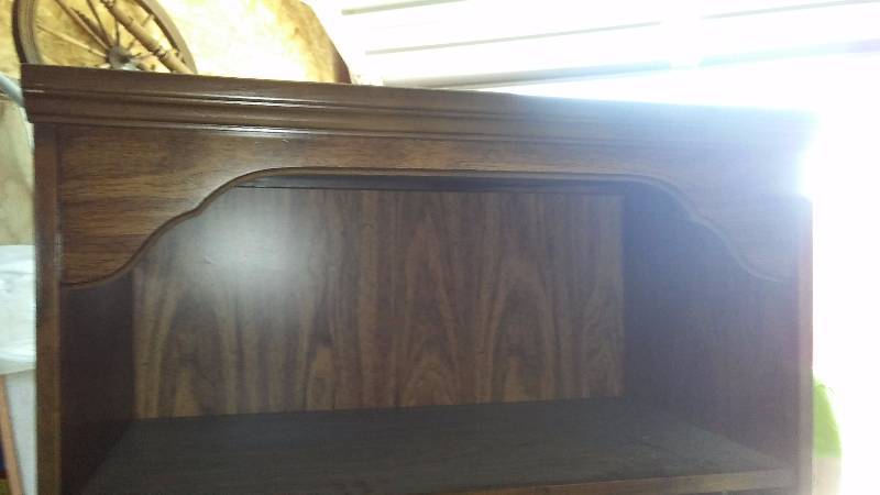 lot 187 image: Wood Shelving unit. Book case,
