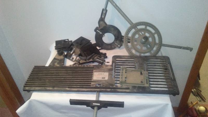 lot 174 image: Router attachments and templates