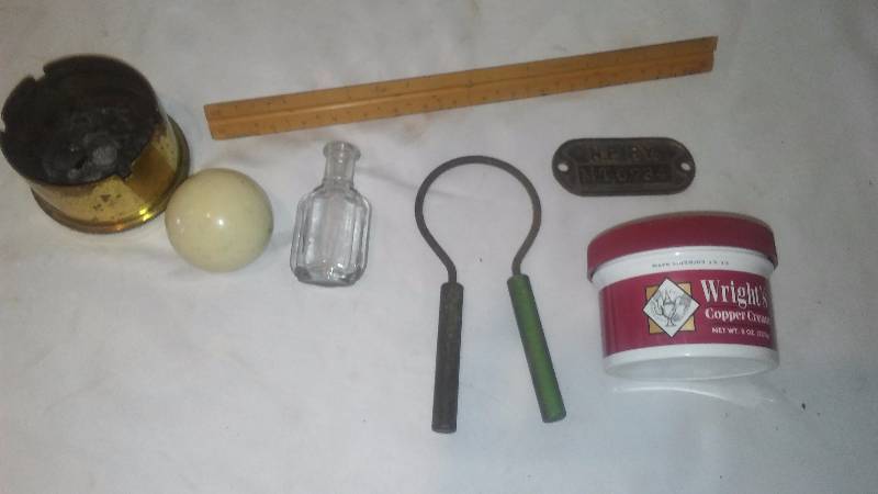 lot 175 image: Misc. Novelty, Shell Casing Ashtray, Vintage Cue Ball